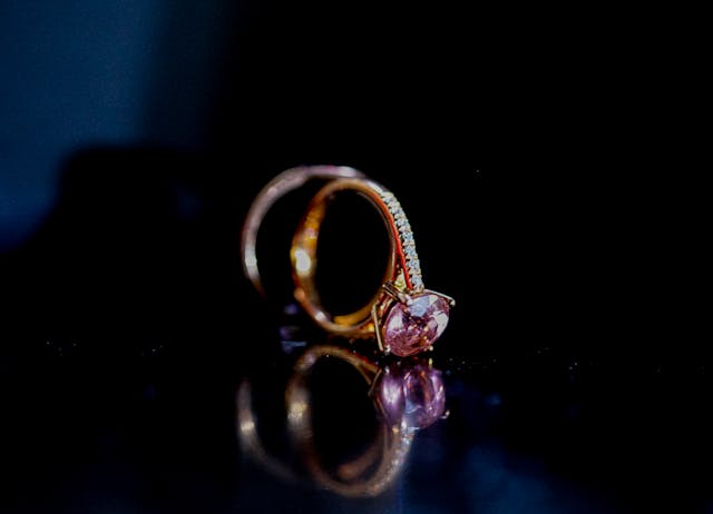 Diamants éthiques vs diamants traditionnels : guide d'achat responsable